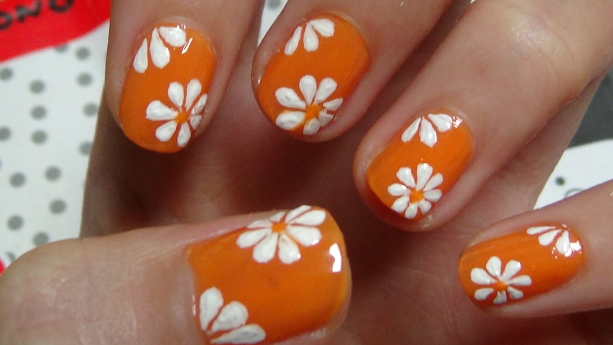 Floral Nail Trend For Spring & Summer 2023